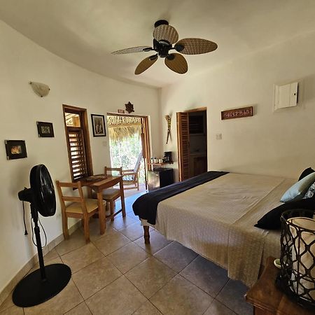 Kudehya Guesthouse Treasure Beach Kültér fotó