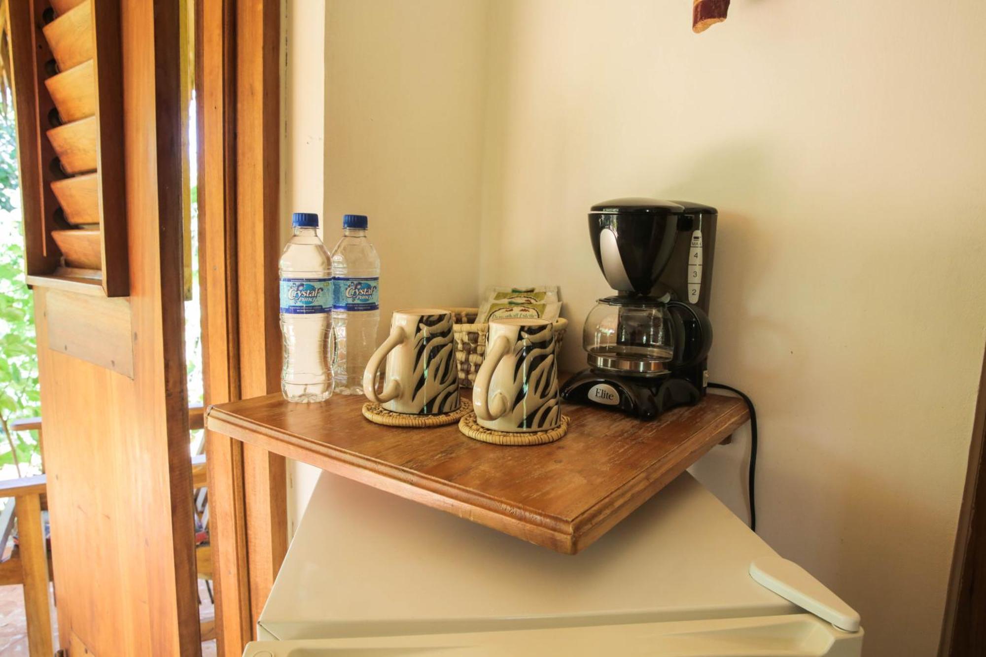 Kudehya Guesthouse Treasure Beach Kültér fotó