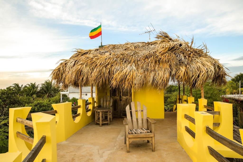 Kudehya Guesthouse Treasure Beach Kültér fotó