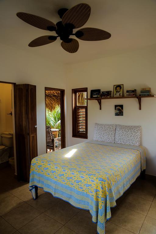Kudehya Guesthouse Treasure Beach Kültér fotó